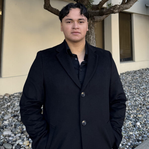 Eric, CEO of SRO Marketing